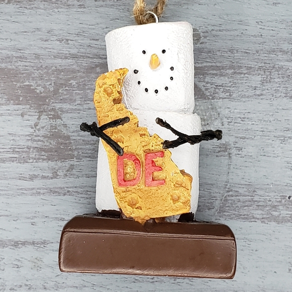 The Original S'mores Delaware Ornament - Picture 1 of 6